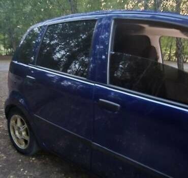 Синій Фіат Ідея, об'ємом двигуна 1.4 л та пробігом 220 тис. км за 4300 $, фото 11 на Automoto.ua