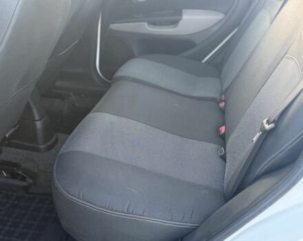 Білий Фіат Лінеа, об'ємом двигуна 1.2 л та пробігом 133 тис. км за 4700 $, фото 6 на Automoto.ua