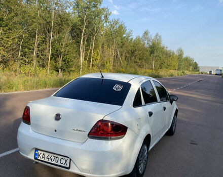 Белый Фиат Линеа, объемом двигателя 1.25 л и пробегом 325 тыс. км за 3199 $, фото 3 на Automoto.ua