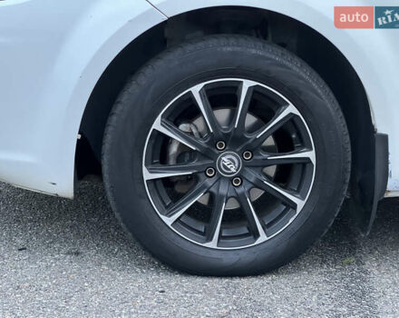 Белый Фиат Линеа, объемом двигателя 1.4 л и пробегом 160 тыс. км за 3900 $, фото 10 на Automoto.ua