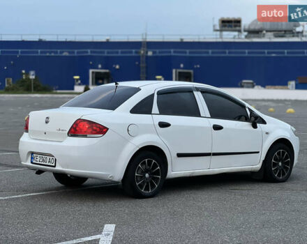 Белый Фиат Линеа, объемом двигателя 1.4 л и пробегом 160 тыс. км за 3900 $, фото 5 на Automoto.ua