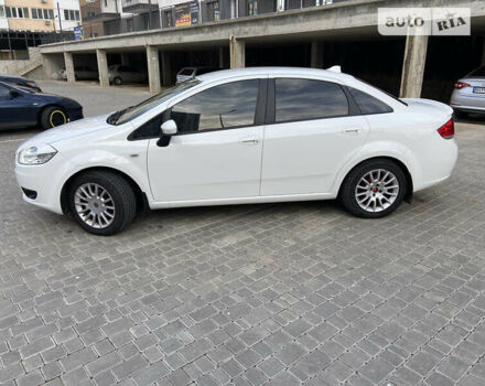 Белый Фиат Линеа, объемом двигателя 1.37 л и пробегом 166 тыс. км за 5190 $, фото 4 на Automoto.ua