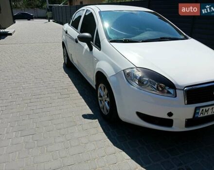 Белый Фиат Линеа, объемом двигателя 1.37 л и пробегом 255 тыс. км за 4700 $, фото 6 на Automoto.ua