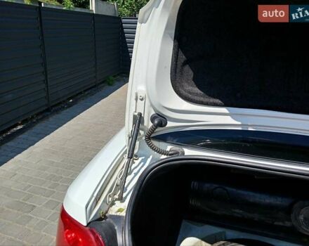 Белый Фиат Линеа, объемом двигателя 1.37 л и пробегом 255 тыс. км за 4700 $, фото 18 на Automoto.ua
