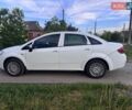 Белый Фиат Линеа, объемом двигателя 1.4 л и пробегом 227 тыс. км за 2950 $, фото 1 на Automoto.ua