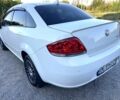 Белый Фиат Линеа, объемом двигателя 1.3 л и пробегом 201 тыс. км за 5999 $, фото 3 на Automoto.ua