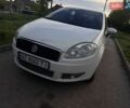 Белый Фиат Линеа, объемом двигателя 1.4 л и пробегом 227 тыс. км за 2999 $, фото 1 на Automoto.ua