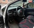 Белый Фиат Линеа, объемом двигателя 1.37 л и пробегом 150 тыс. км за 4800 $, фото 8 на Automoto.ua