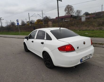 Белый Фиат Линеа, объемом двигателя 1.4 л и пробегом 240 тыс. км за 4800 $, фото 2 на Automoto.ua