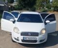Белый Фиат Линеа, объемом двигателя 1.3 л и пробегом 172 тыс. км за 2600 $, фото 4 на Automoto.ua