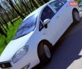 Белый Фиат Линеа, объемом двигателя 1.37 л и пробегом 257 тыс. км за 2950 $, фото 5 на Automoto.ua
