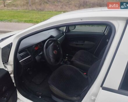 Білий Фіат Лінеа, об'ємом двигуна 1.4 л та пробігом 240 тис. км за 5000 $, фото 9 на Automoto.ua