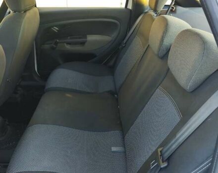 Белый Фиат Линеа, объемом двигателя 1.37 л и пробегом 190 тыс. км за 5350 $, фото 17 на Automoto.ua