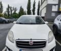 Белый Фиат Линеа, объемом двигателя 1.4 л и пробегом 141 тыс. км за 4361 $, фото 1 на Automoto.ua