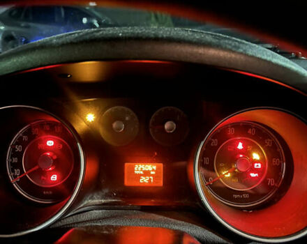 Білий Фіат Лінеа, об'ємом двигуна 1.37 л та пробігом 225 тис. км за 3900 $, фото 52 на Automoto.ua