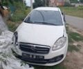 Белый Фиат Линеа, объемом двигателя 1.37 л и пробегом 260 тыс. км за 1500 $, фото 1 на Automoto.ua