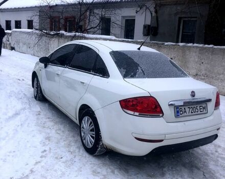 Белый Фиат Линеа, объемом двигателя 1.4 л и пробегом 39000 тыс. км за 4399 $, фото 1 на Automoto.ua