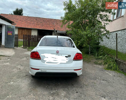 Белый Фиат Линеа, объемом двигателя 1.4 л и пробегом 217 тыс. км за 4800 $, фото 6 на Automoto.ua