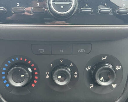 Белый Фиат Линеа, объемом двигателя 1.4 л и пробегом 270 тыс. км за 4500 $, фото 10 на Automoto.ua