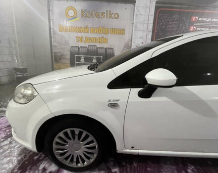 Білий Фіат Лінеа, об'ємом двигуна 1.37 л та пробігом 225 тис. км за 3900 $, фото 5 на Automoto.ua