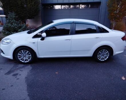 Белый Фиат Линеа, объемом двигателя 1.2 л и пробегом 178 тыс. км за 5300 $, фото 4 на Automoto.ua