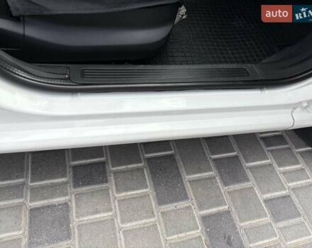 Фіат Лінеа 2013 у Кропивницькому (Кіровограді) на Automoto.ua Білий Фіат Лінеа, об'ємом двигуна 1.37 л та пробігом 282 тис. км за 5700 $, фото 17 на Automoto.ua