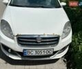 Белый Фиат Линеа, объемом двигателя 1.37 л и пробегом 330 тыс. км за 2800 $, фото 1 на Automoto.ua