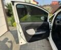 Белый Фиат Линеа, объемом двигателя 1.37 л и пробегом 182 тыс. км за 5899 $, фото 36 на Automoto.ua