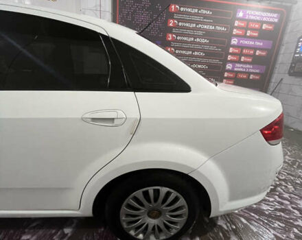 Білий Фіат Лінеа, об'ємом двигуна 1.37 л та пробігом 225 тис. км за 3900 $, фото 12 на Automoto.ua