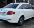 Белый Фиат Линеа, объемом двигателя 1.2 л и пробегом 132 тыс. км за 3700 $, фото 1 на Automoto.ua