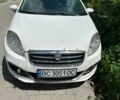 Білий Фіат Лінеа, об'ємом двигуна 1.37 л та пробігом 330 тис. км за 2000 $, фото 1 на Automoto.ua