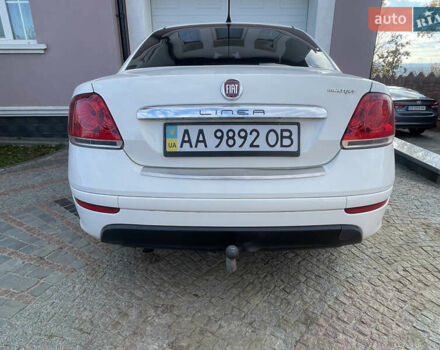 Белый Фиат Линеа, объемом двигателя 1.25 л и пробегом 216 тыс. км за 6700 $, фото 1 на Automoto.ua