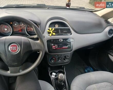 Білий Фіат Лінеа, об'ємом двигуна 1.37 л та пробігом 240 тис. км за 5299 $, фото 9 на Automoto.ua