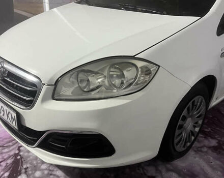 Білий Фіат Лінеа, об'ємом двигуна 1.37 л та пробігом 225 тис. км за 3900 $, фото 3 на Automoto.ua