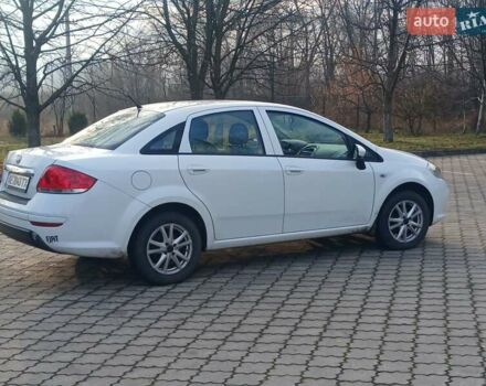 Білий Фіат Лінеа, об'ємом двигуна 1.37 л та пробігом 240 тис. км за 5299 $, фото 3 на Automoto.ua