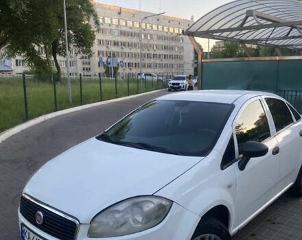 Білий Фіат Лінеа, об'ємом двигуна 1.25 л та пробігом 325 тис. км за 3199 $, фото 1 на Automoto.ua