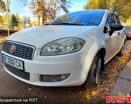 Белый Фиат Линеа, объемом двигателя 1.6 л и пробегом 267 тыс. км за 4500 $, фото 1 на Automoto.ua