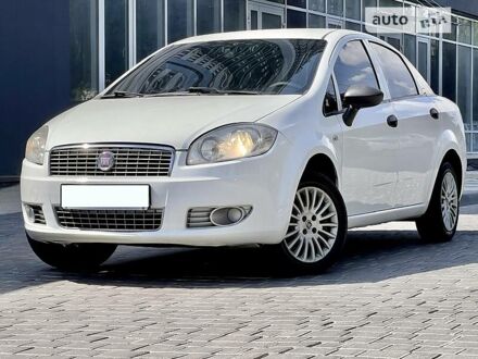 Фиат Линеа 2011 в Одессе на Automoto.ua Белый Фиат Линеа, объемом двигателя 1.4 л и пробегом 179 тыс. км за 4800 $, фото 1 на Automoto.ua
