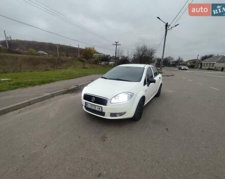 Білий Фіат Лінеа, об'ємом двигуна 1.4 л та пробігом 240 тис. км за 5000 $, фото 1 на Automoto.ua