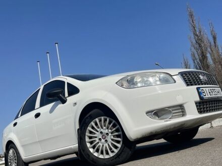 Фиат Линеа 2012 в Кременчуге на Automoto.ua Белый Фиат Линеа, объемом двигателя 0 л и пробегом 1 тыс. км за 6100 $, фото 1 на Automoto.ua