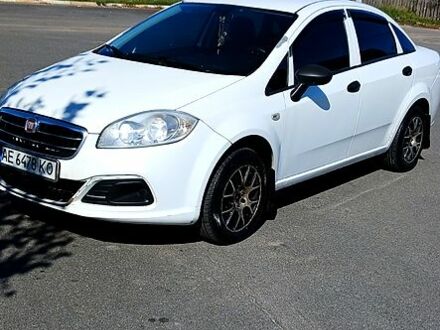 Білий Фіат Лінеа, об'ємом двигуна 1.4 л та пробігом 450 тис. км за 3900 $, фото 1 на Automoto.ua