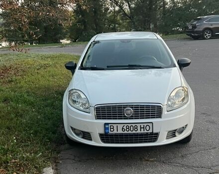 Белый Фиат Линеа, объемом двигателя 1.37 л и пробегом 168 тыс. км за 5200 $, фото 1 на Automoto.ua