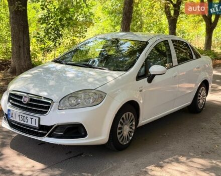 Белый Фиат Линеа, объемом двигателя 1.37 л и пробегом 229 тыс. км за 4999 $, фото 1 на Automoto.ua