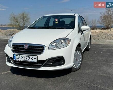 Белый Фиат Линеа, объемом двигателя 1.37 л и пробегом 62 тыс. км за 7100 $, фото 1 на Automoto.ua