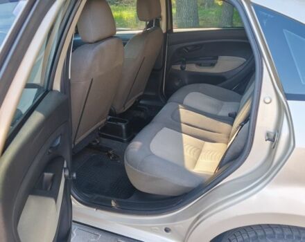 Бежевий Фіат Лінеа, об'ємом двигуна 1.2 л та пробігом 322 тис. км за 3500 $, фото 7 на Automoto.ua