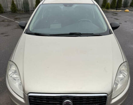 Бежевый Фиат Линеа, объемом двигателя 1.3 л и пробегом 196 тыс. км за 3100 $, фото 7 на Automoto.ua