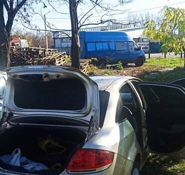 Бежевий Фіат Лінеа, об'ємом двигуна 1.37 л та пробігом 121 тис. км за 5400 $, фото 6 на Automoto.ua