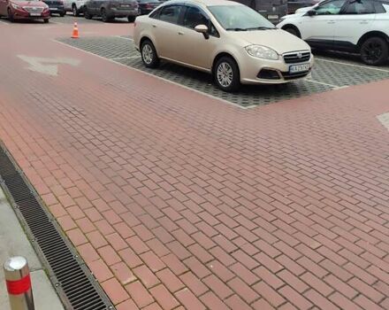 Бежевый Фиат Линеа, объемом двигателя 1.37 л и пробегом 233 тыс. км за 5800 $, фото 2 на Automoto.ua