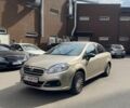 Бежевый Фиат Линеа, объемом двигателя 1.4 л и пробегом 300 тыс. км за 2999 $, фото 1 на Automoto.ua