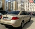Бежевый Фиат Линеа, объемом двигателя 1.37 л и пробегом 350 тыс. км за 3850 $, фото 6 на Automoto.ua